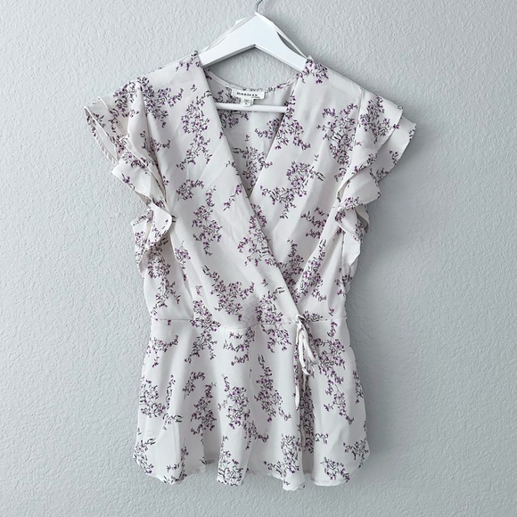 Monteau Tops - Floral Wrap Top